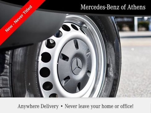 Used 2024 Mercedes-Benz Sprinter 2500 image 5