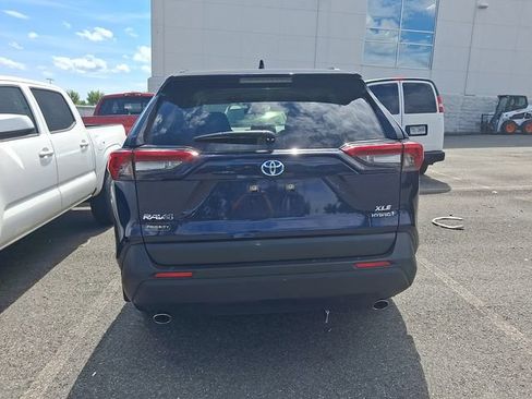 Used 2023 Toyota RAV4 XLE AWD/4WD image 8