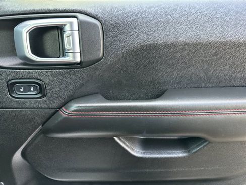 Used 2024 Jeep Wrangler Unlimited Rubicon 392 image 20