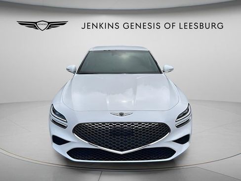 Used 2025 Genesis G70 2.5T image 8