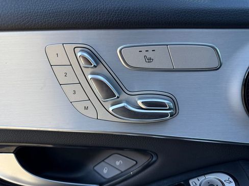 Used 2022 Mercedes-Benz GLC 300 image 11