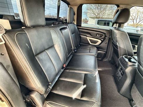 Used 2018 Nissan Titan PRO-4X w/ Pro-4x Convenience Package image 24