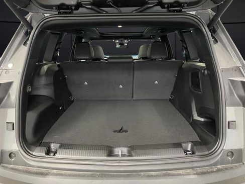 New 2026 Jeep Cherokee Overland w/ Trailer Tow Group image 14