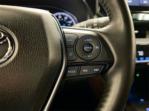 Used 2021 Toyota Venza XLE image 34