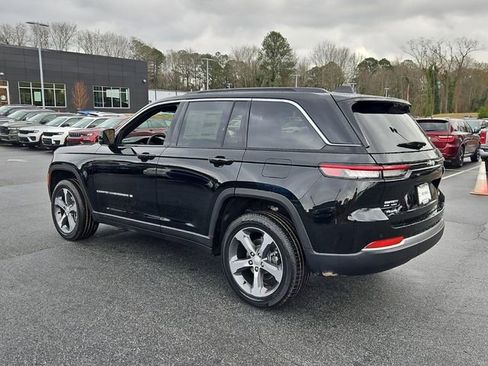 New 2026 Jeep Grand Cherokee Limited w/ Luxury Tech Group II AWD/4WD image 6