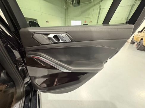 Used 2024 BMW X6 xDrive40i image 46