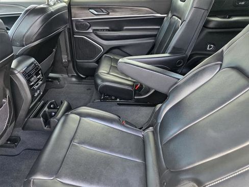 Certified 2021 Jeep Grand Cherokee L Limited image 15