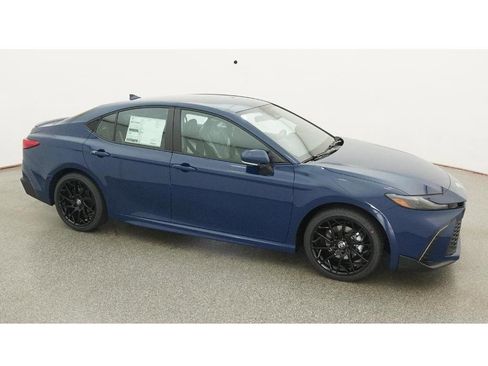 New 2026 Toyota Camry SE FWD image 12