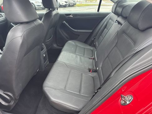Used 2011 Volkswagen Jetta SE image 14