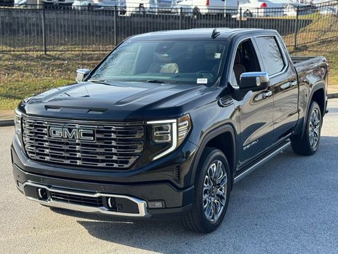 Used 2025 GMC Sierra 1500 Denali Ultimate image 11