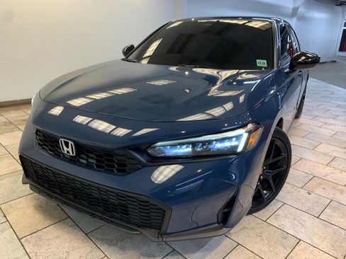 Used 2025 Honda Civic Sport image 1