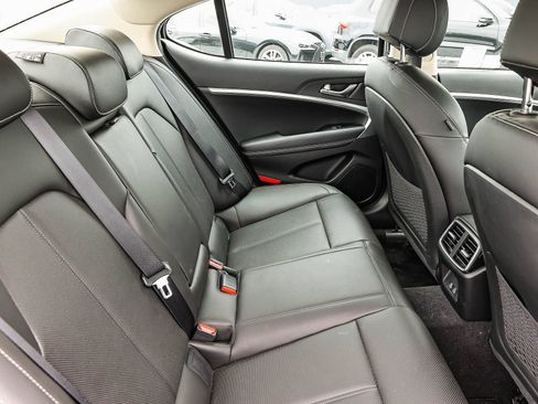 Used 2026 Genesis G70 2.5T RWD image 20