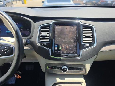 Used 2023 Volvo XC90 T8 Plus w/ Protection Package Premier AWD/4WD image 9