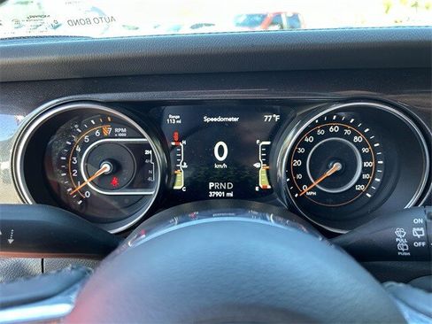 Used 2021 Jeep Wrangler Unlimited Sahara image 28