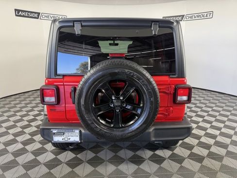 Used 2022 Jeep Wrangler Unlimited Sport image 5