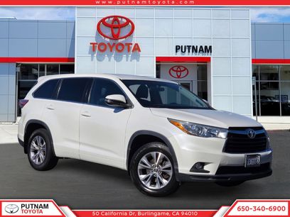 Used 2016 Toyota Highlander LE