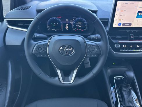 Certified 2026 Toyota Corolla SE w/ SE Package FWD image 14