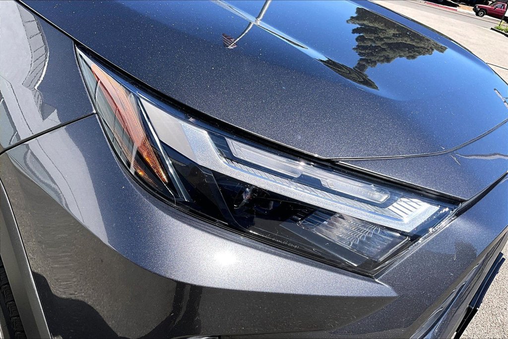 Certified 2024 Toyota RAV4 LE AWD/4WD image 32