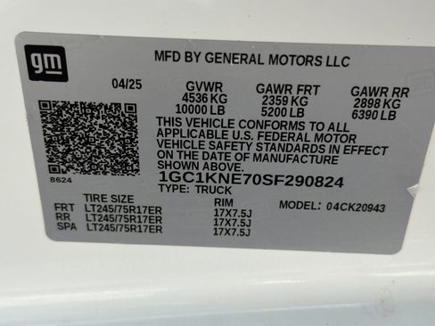 Used 2025 Chevrolet Silverado 2500 LT w/ Convenience Package AWD/4WD image 26
