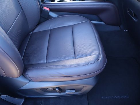 New 2026 Ford Explorer Platinum w/ LUX Leather Package image 15