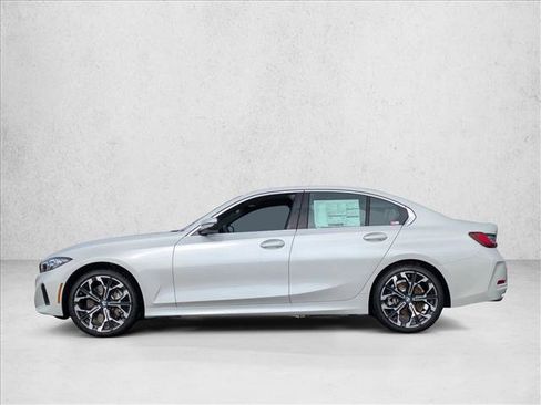 New 2026 BMW 330i xDrive Sedan w/ Convenience Package image 5