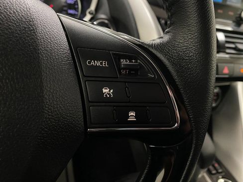 Used 2024 Mitsubishi Eclipse Cross SE image 18