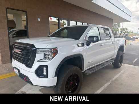 Used 2020 GMC Sierra 1500 AT4 w/ AT4 Premium Package image 1