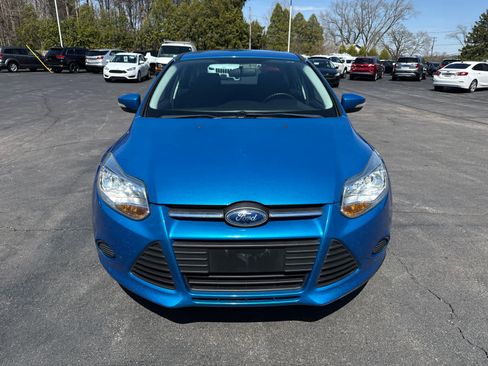 Used 2014 Ford Focus SE w/ SE Winter Package image 8