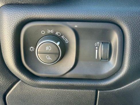 Used 2025 RAM 2500 Big Horn image 23