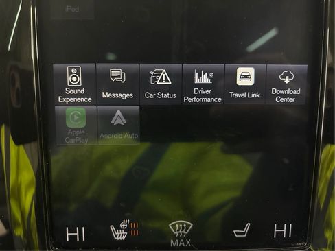 Used 2020 Volvo XC60 T6 Momentum image 46