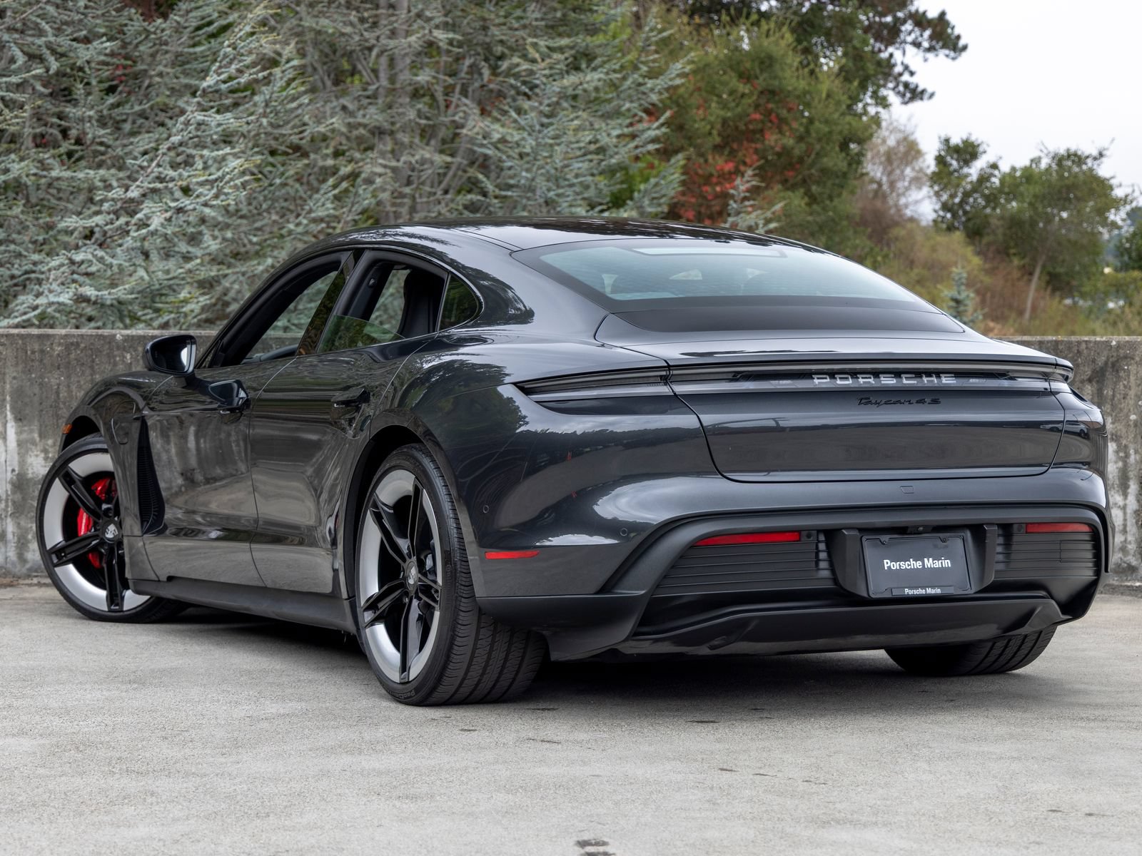 Certified 2025 Porsche Taycan 4S AWD/4WD image 3