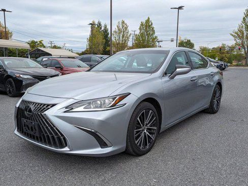 Certified 2022 Lexus ES 350 w/ Premium Package image 8