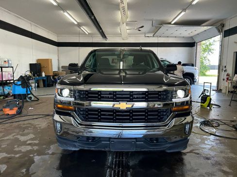 Used 2017 Chevrolet Silverado 1500 LT w/ All Star Edition AWD/4WD image 10