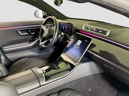 Used 2023 Mercedes-Benz S 500 4MATIC w/ AMG Line image 33