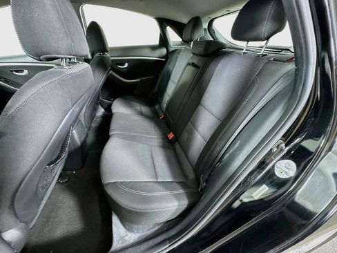 Used 2013 Hyundai Elantra GT FWD image 27