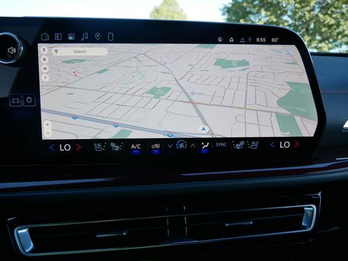 New 2026 Chevrolet Traverse RS w/ LPO, Floor Liner Package image 7