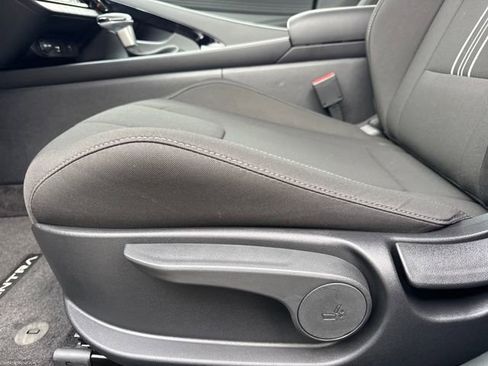 Certified 2026 Hyundai Elantra Sport image 13