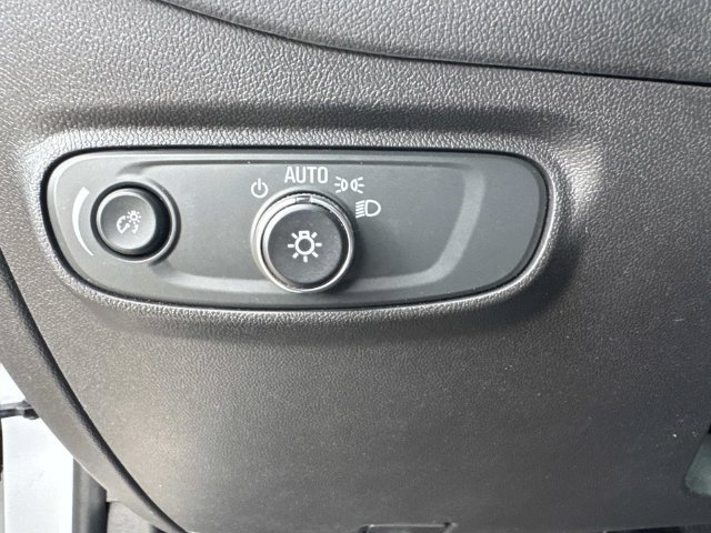 Used 2024 Chevrolet Equinox LT FWD image 22