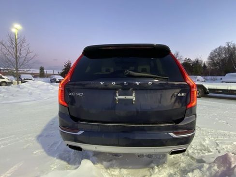 Used 2017 Volvo XC90 T6 Inscription w/ Vision Package image 4