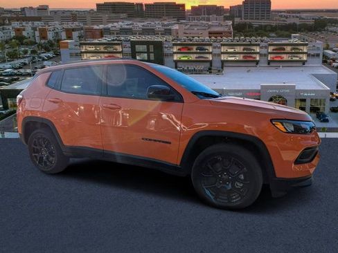 New 2026 Jeep Compass Latitude AWD/4WD image 1