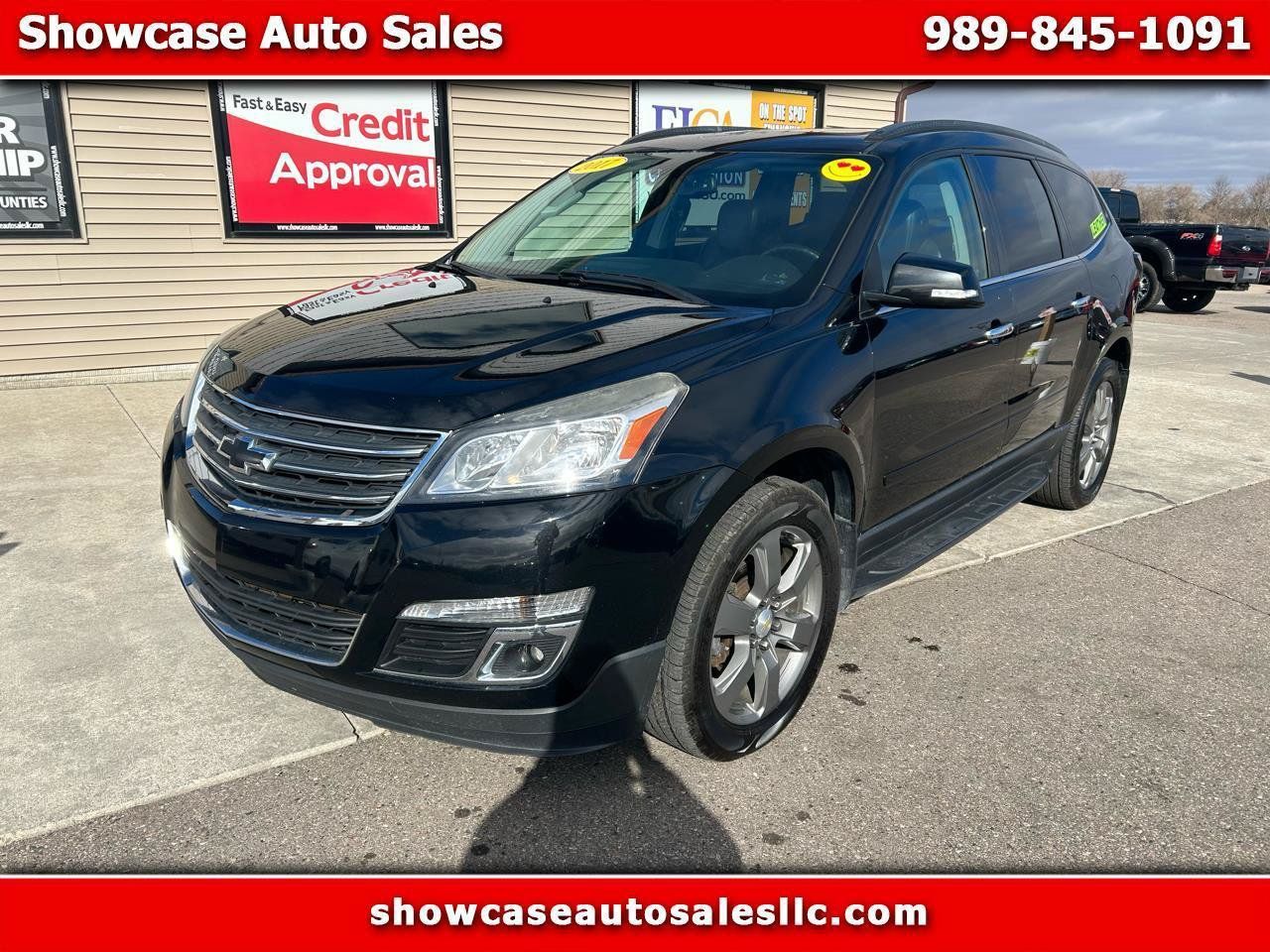 Used 2017 Chevrolet Traverse LT FWD image 1