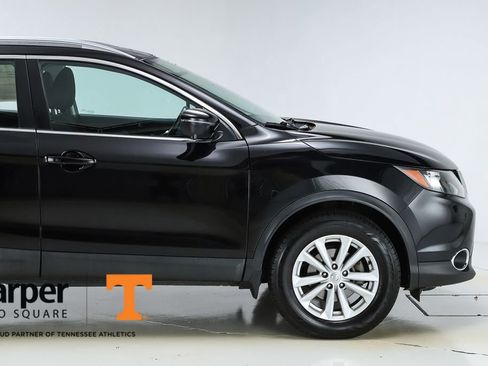 Used 2017 Nissan Rogue Sport SV w/ SV Premium Package image 49