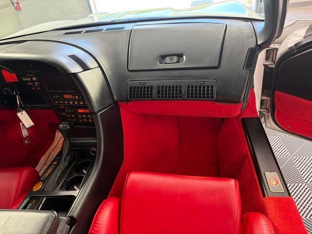 Used 1993 Chevrolet Corvette Coupe RWD image 27
