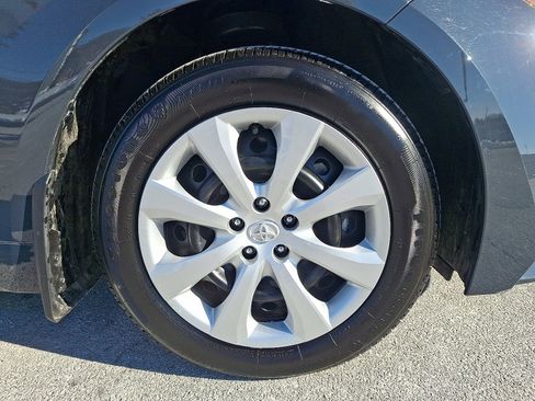 Certified 2025 Toyota Corolla LE image 8