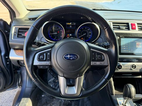 Used 2016 Subaru Outback 2.5i Limited image 16