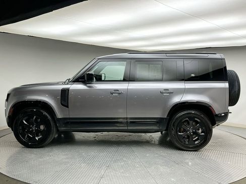 Used 2022 Land Rover Defender 110 X-Dynamic SE image 10