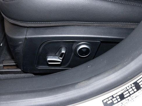 Used 2022 Maserati Quattroporte Modena image 25