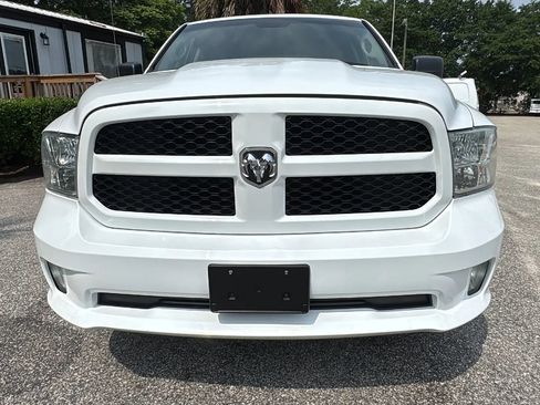 Used 2015 RAM 1500 Express AWD/4WD image 5