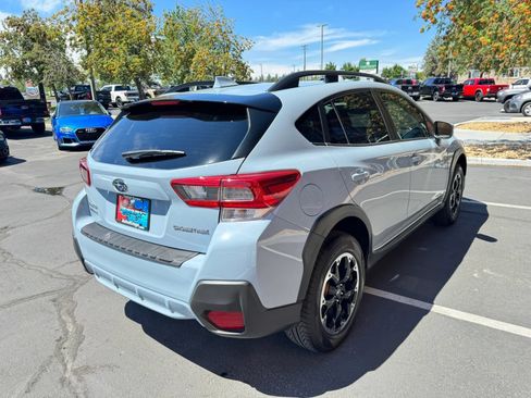 Used 2022 Subaru Crosstrek 2.0i Premium w/ Moonroof Package AWD/4WD image 5