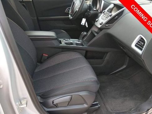 Used 2017 Chevrolet Equinox LS AWD/4WD image 5